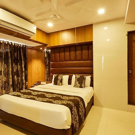 Hotel Alibaba Mumbai Exterior photo