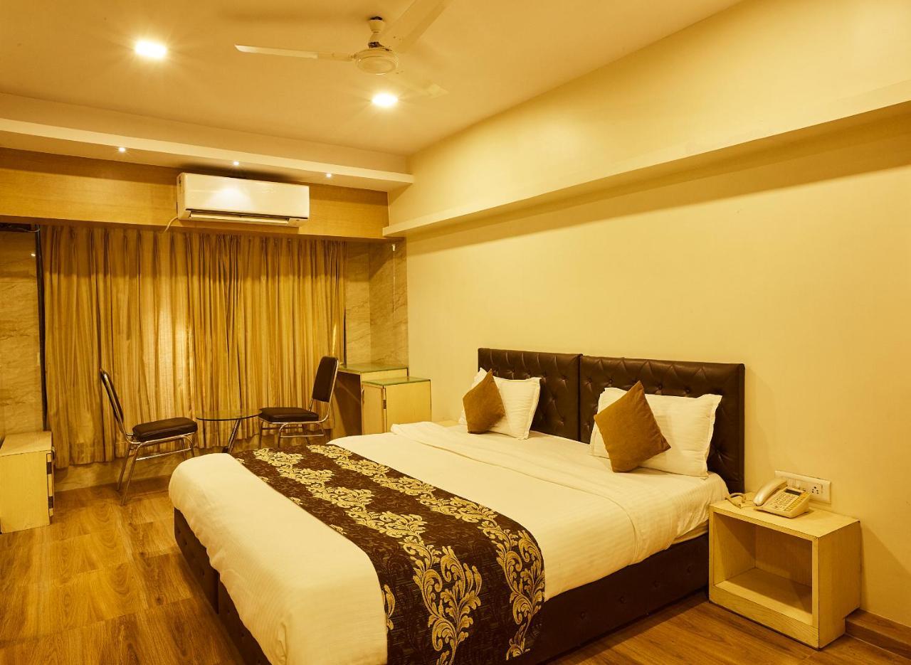 Hotel Alibaba Mumbai Exterior photo