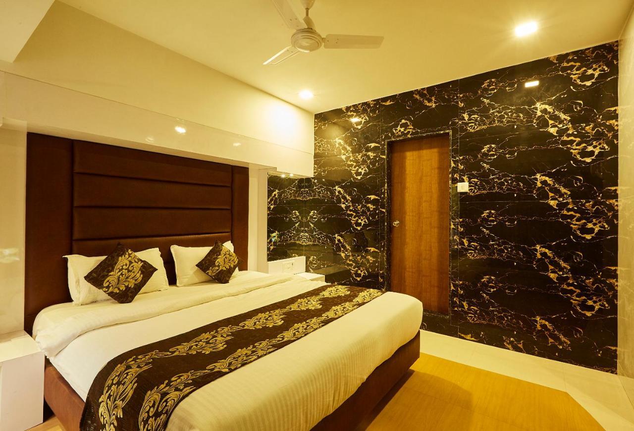 Hotel Alibaba Mumbai Exterior photo